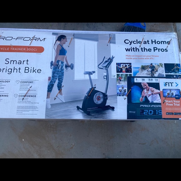 Exercise bike - Picture 3 of 4